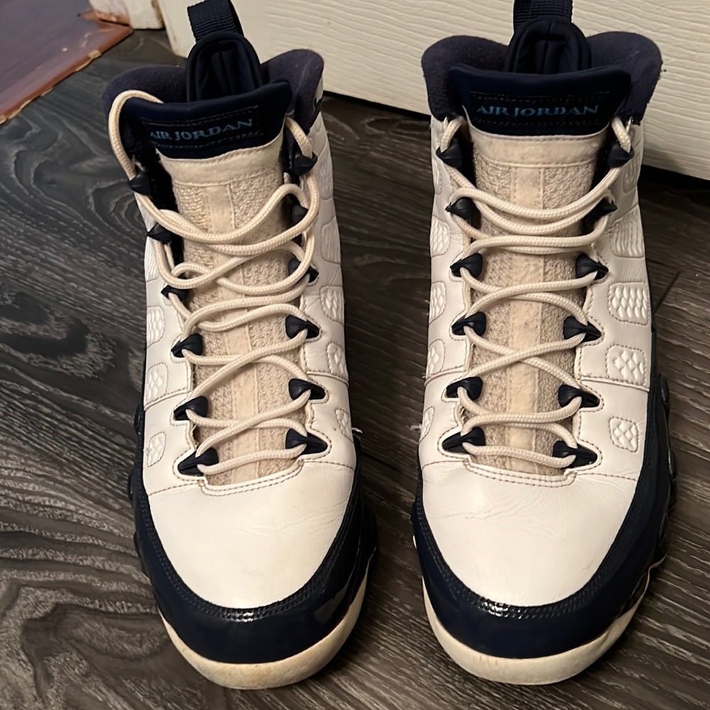 Air Jordan 9’s ‘UNC’